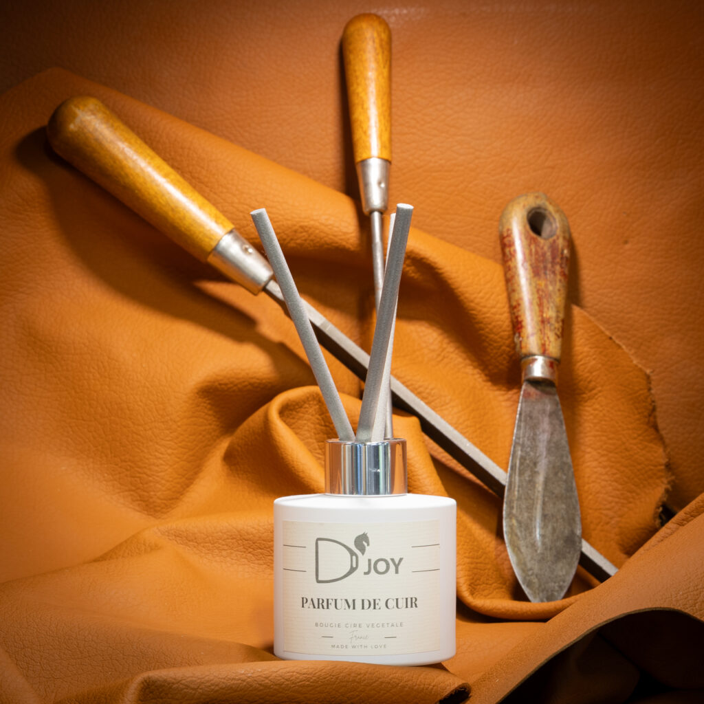 Diffuseur DJOY parfum de cuir , senteur inspirée de l'univers équestre et de l'odeur de cuir